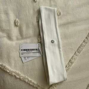 Lulu Lemon Fly Away Tamer Headband